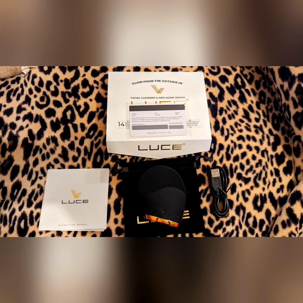 LUCE Facial Cleansing and Anti-Aging Device